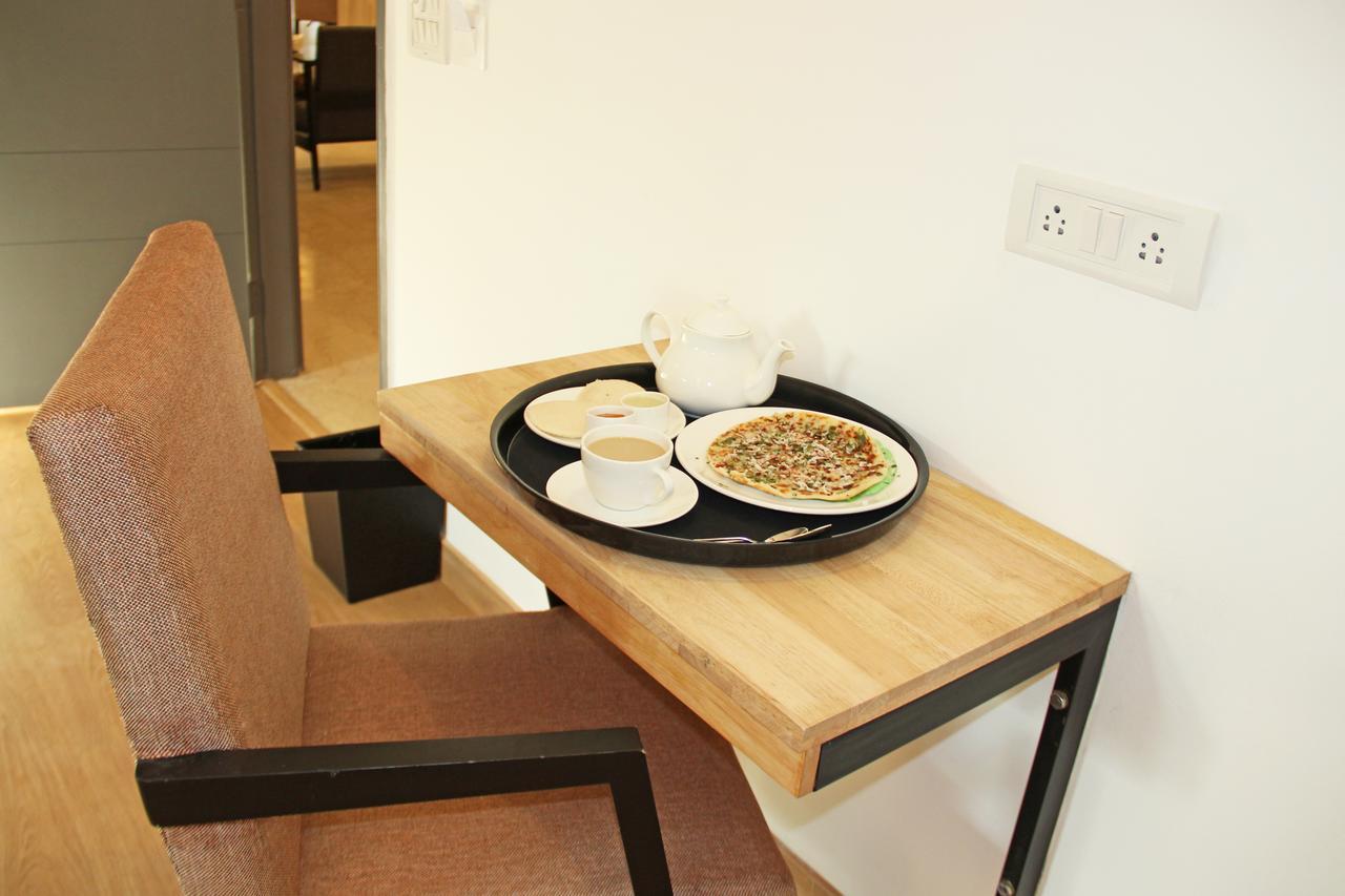 Oyo 13771 Executive Residency Hotel Pune Ngoại thất bức ảnh